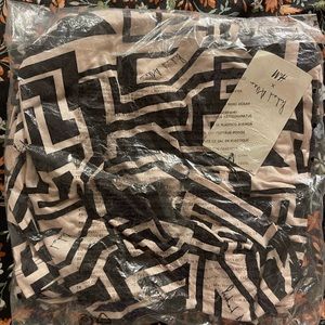 H&MXRichard Allen patterned mockneck shirt